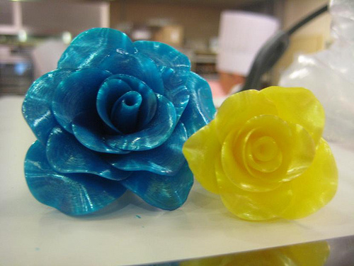 Learn How To Make Pulled Sugar Flowers